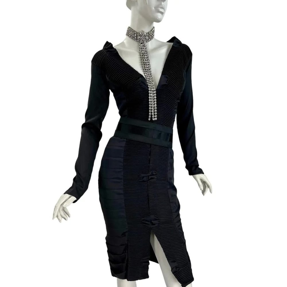 Gucci by Tom Ford F/W 2004 AD Runway Silk Black Plisse Cocktail Belted Dress 40